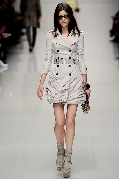 Look 11